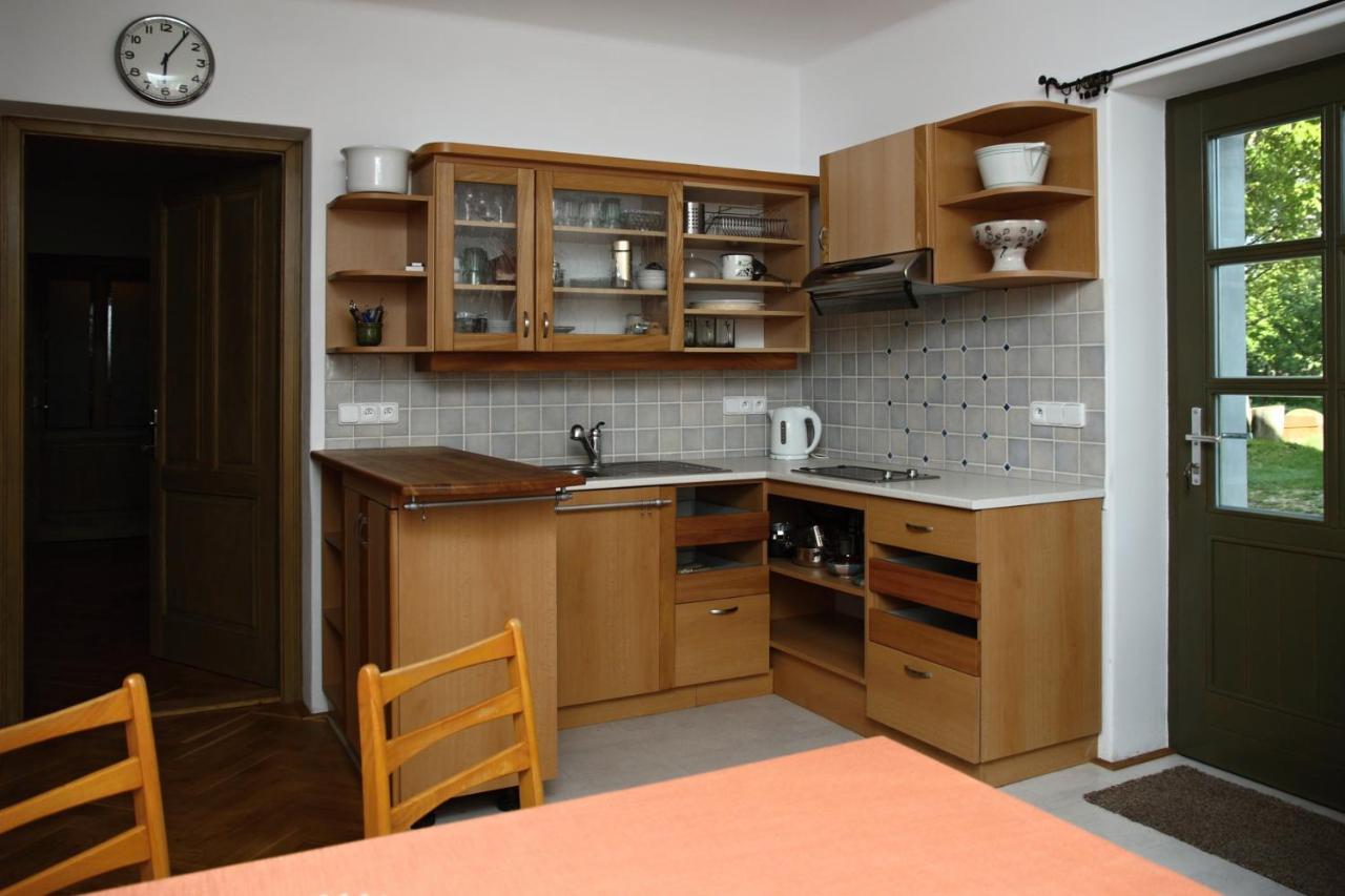 Ubytovani Na Statku Vedomice Luaran gambar